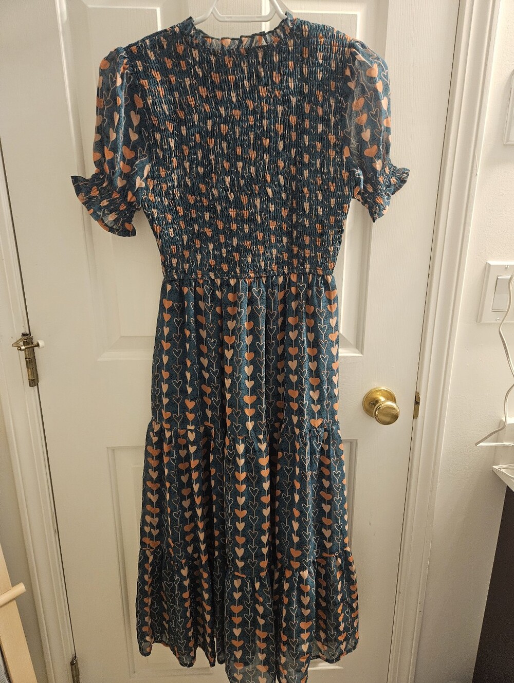 Ivy City Co Heart Print Smocked Dress – Size XS - Picture 2 of 7